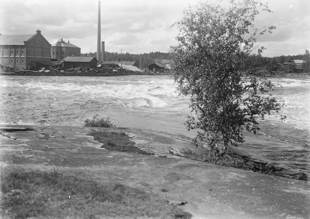 Kymijoen Kuusankoski ja teollisuuslaitoksia 1909. 